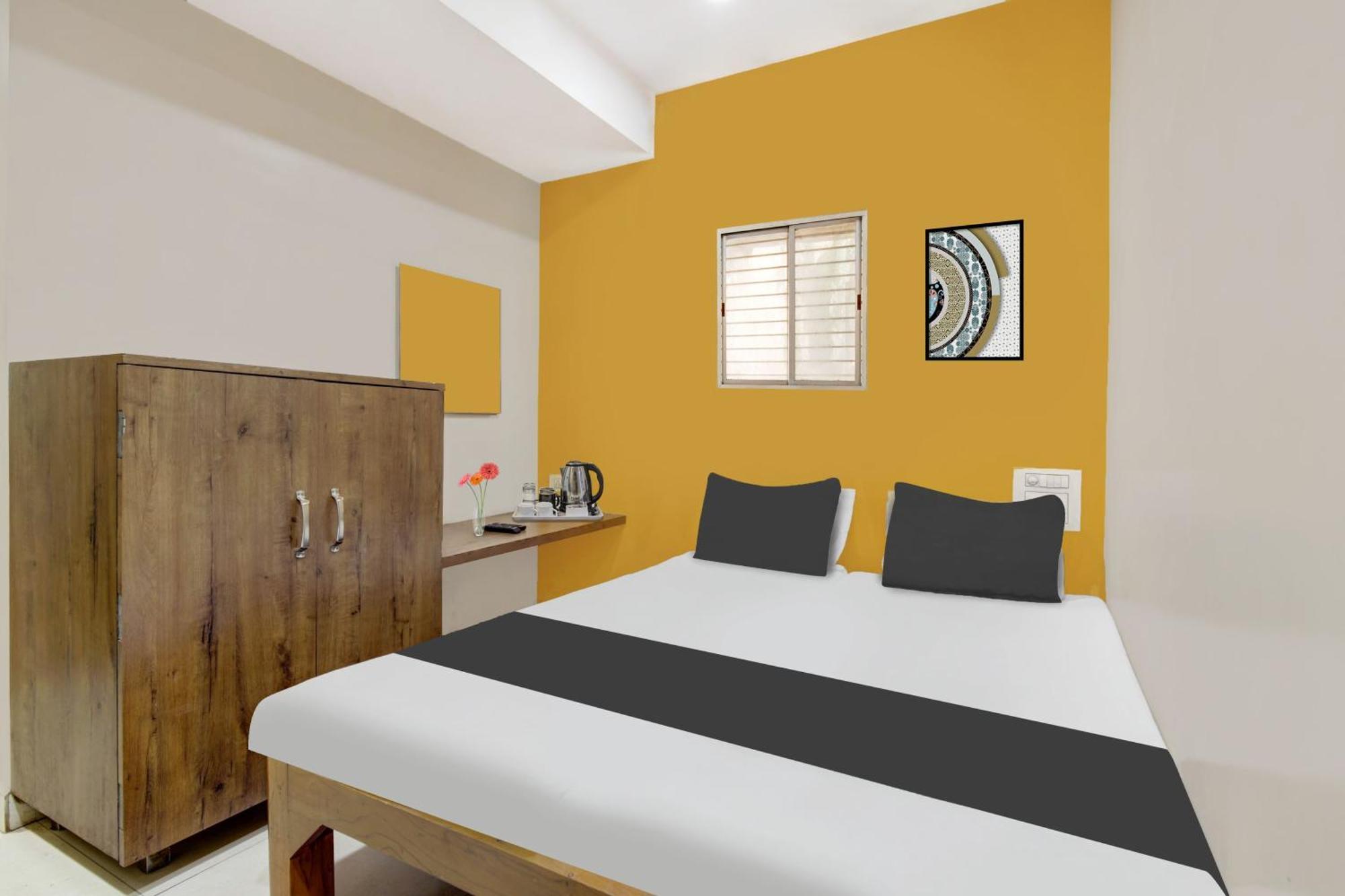 מלון הובלי Spot On Shree Ram Residency מראה חיצוני תמונה